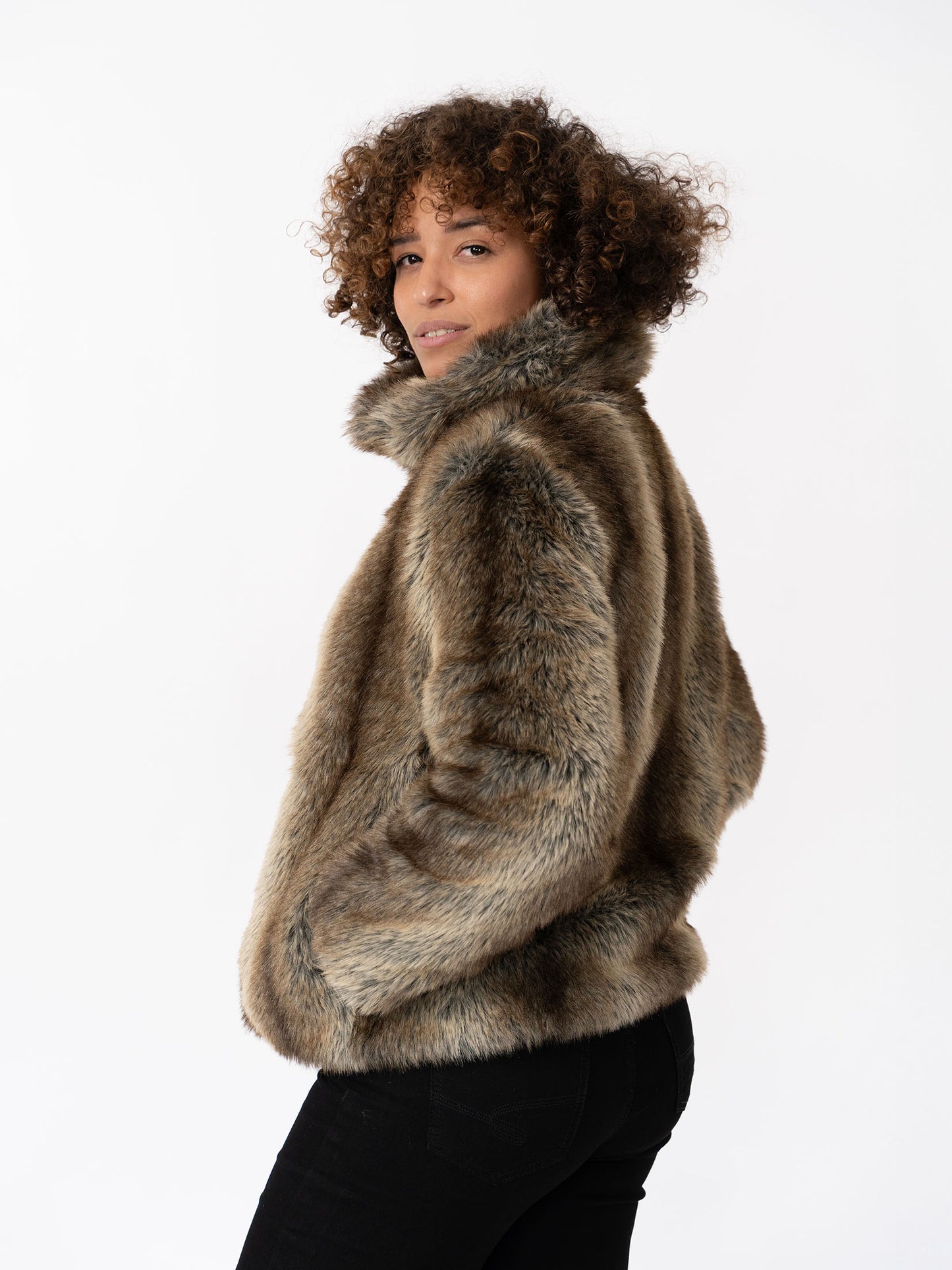POEBE - Blouson en fausse fourrure
